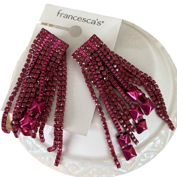 New Francesca’s Fuchsia Metal Cupchain Jacket Chandelier Earrings - Picture 7 of 9